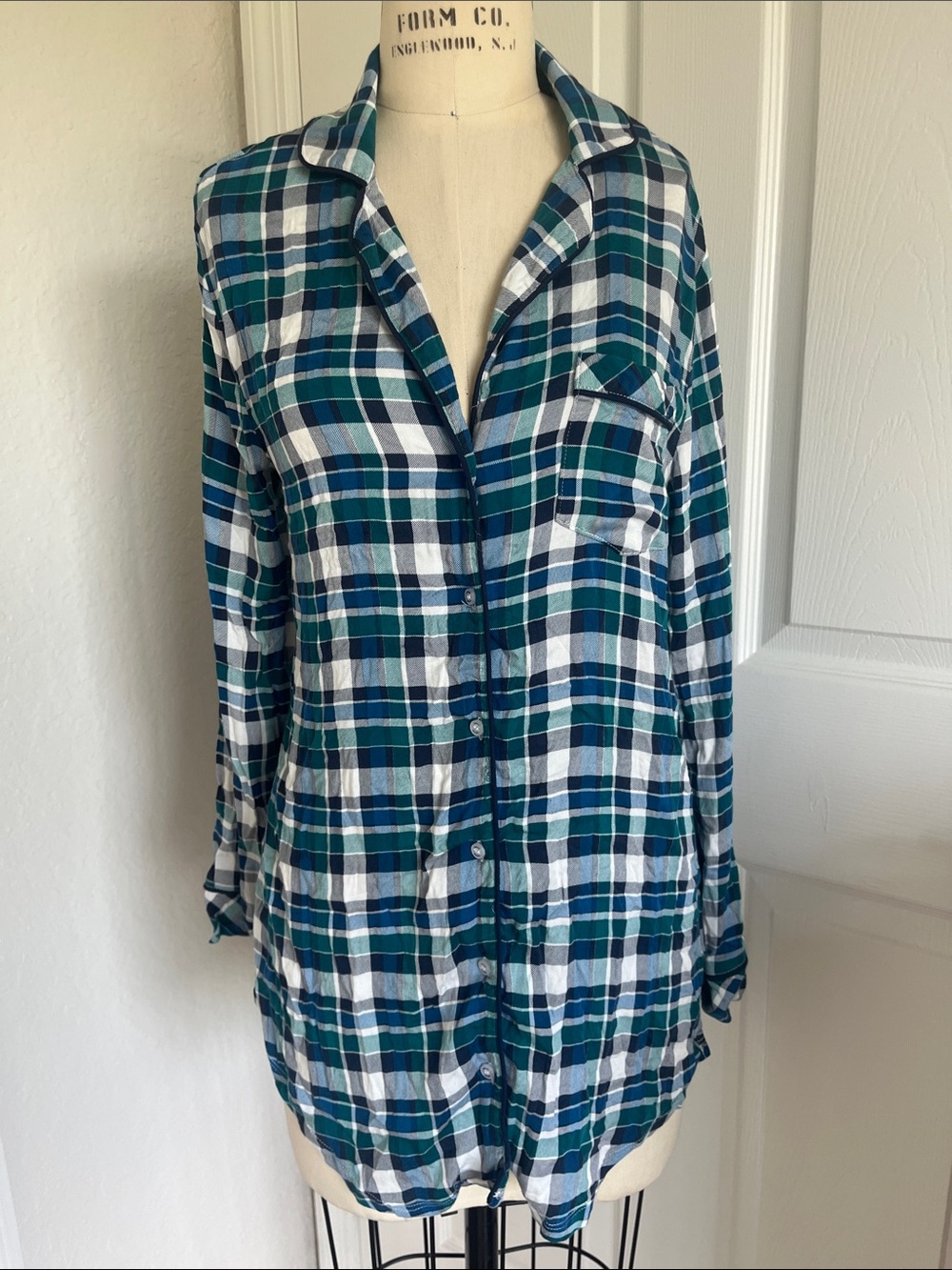 Splendid Blue Green and White Plaid Button-Up Pajama Shirt Dress Cabin Core Cozy